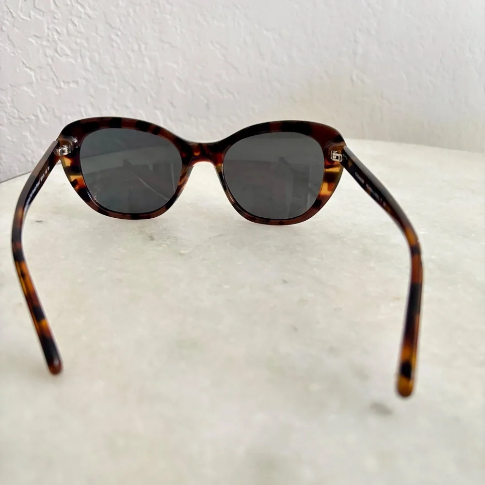 Coach Sunglasses - Picture 2 of 6